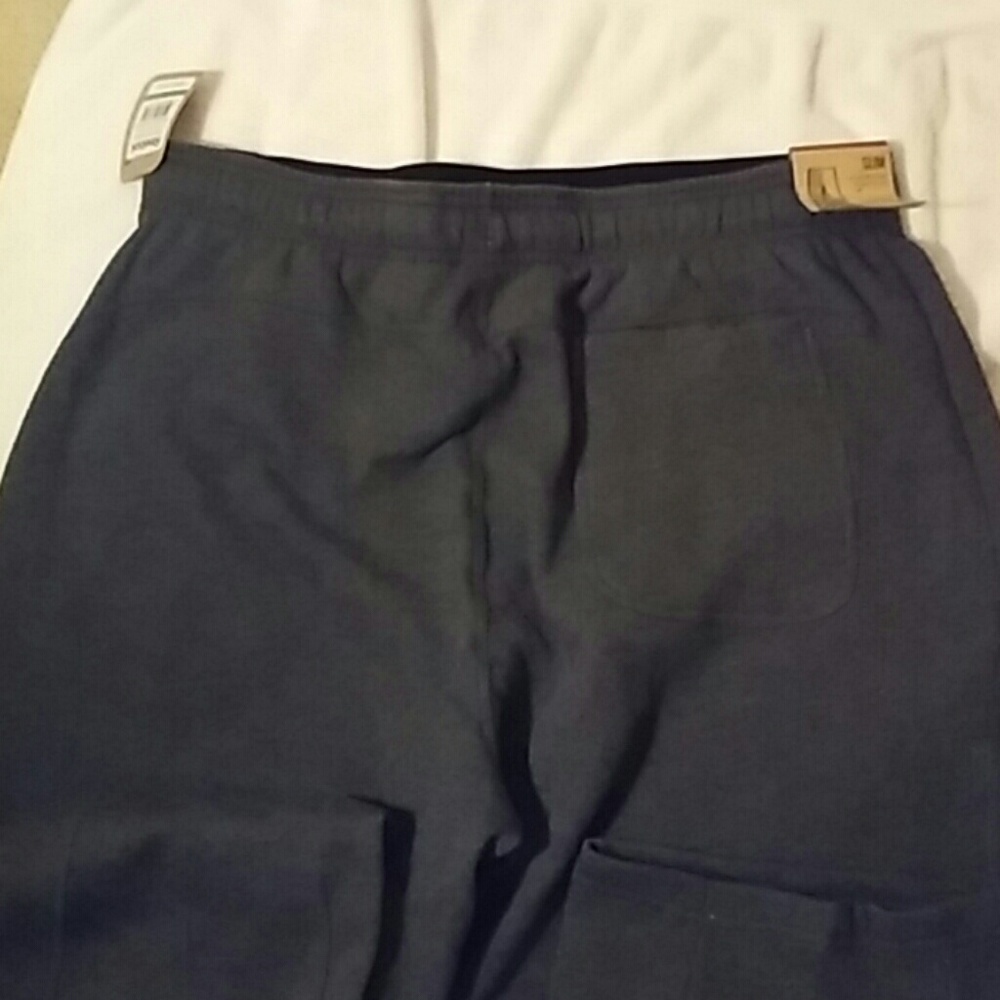 REEBOK SLIM SWEATPANTS XL AND MED BRAND NEW - Picture 4 of 5